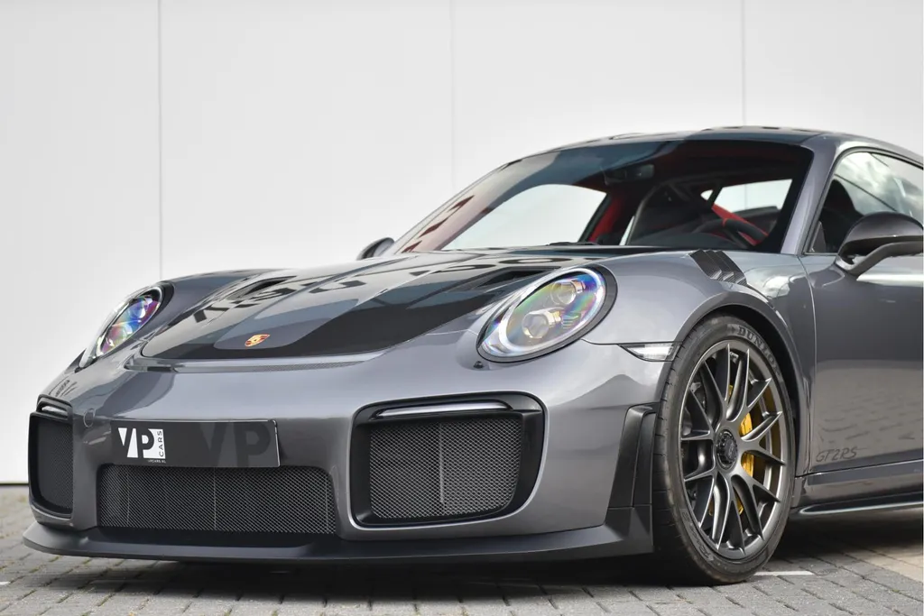 Porsche 911 GT2 RS 3.8