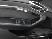 Audi e-tron 55 408pk Quattro S edition 95 kWh · SOH 95,6% · Panoramadak · 360 Camera · B&O Audio · Stoelverwarming · Luchtvering · 21'' Inch ·