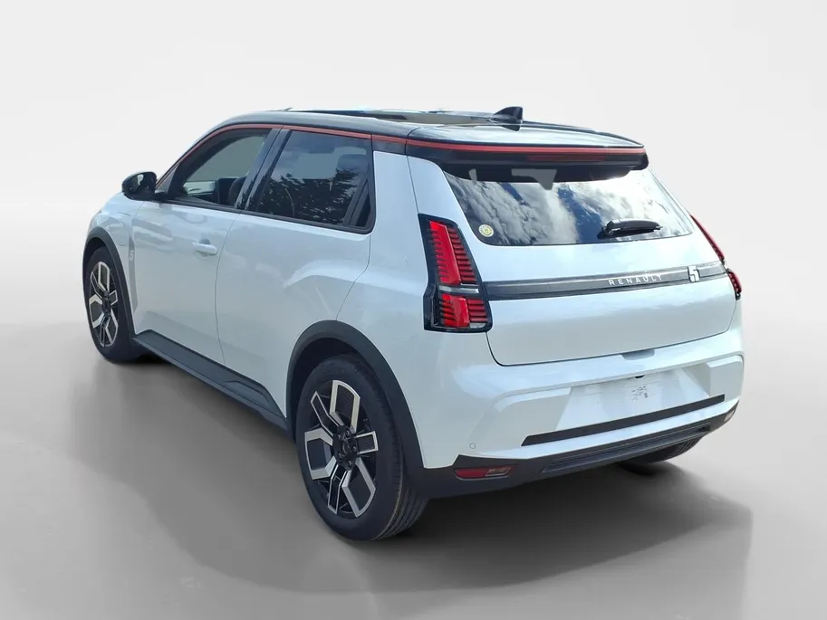 Renault 5 urban range techno 40 kWh NU MET 1.600,- VOORRAAD KORTING  | €800,- korting | Stoel/stuurverwarming | Carplay | ACC | Camera | PDC |