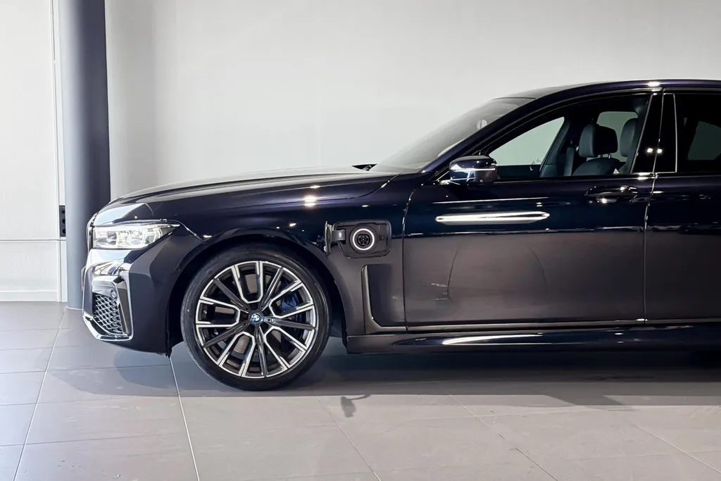 BMW 7 Serie 745e High Executive