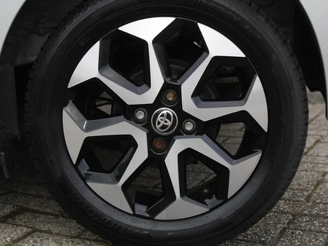 Toyota Aygo 1.0 VVT-i x-fun | Airco | Lm-Velgen