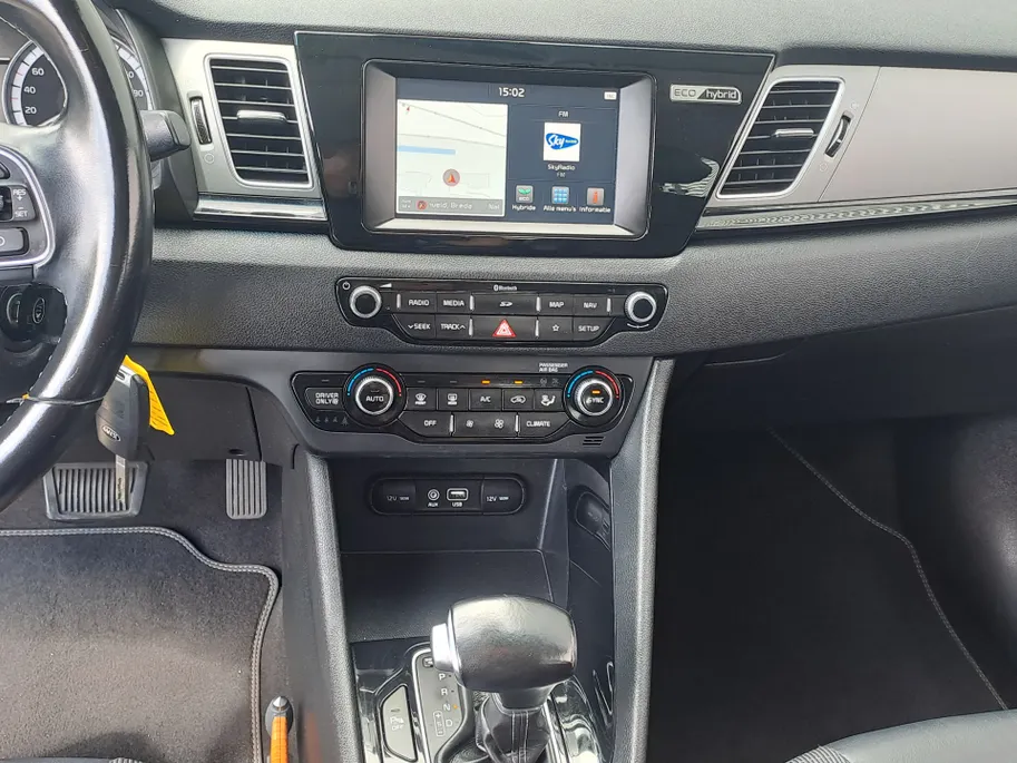 Kia Niro 1.6 GDi Hybrid DynamicLine | Automaat | Navi | Camera | Apple Carplay/Android Auto | Cruise control | electronic climate control | Hybride