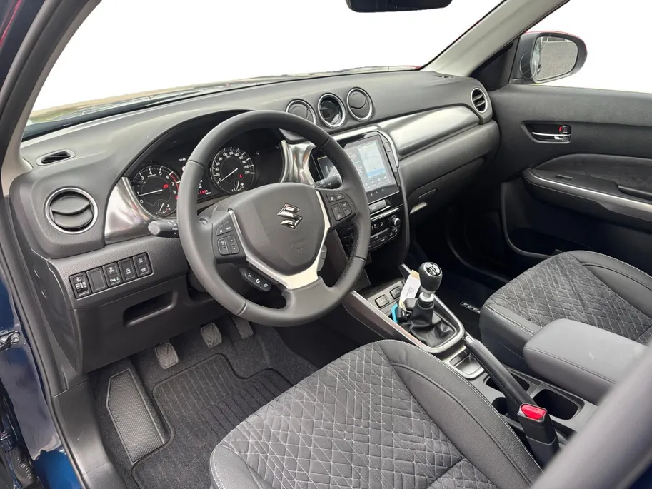 Suzuki Vitara 1.4 Boosterjet Smart Hybrid Style | LAATSTE 2 STUKS OP VOORRAAD! | TIJDELIJK €2.200 KORTING | DIRECT RIJDEN! |