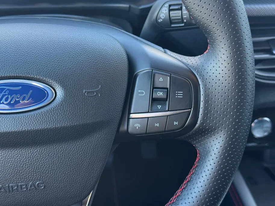 Ford Kuga 2.5 PHEV ST-Line | 1e Eigenaar | Achteruitrijcamera | Dodehoek Detectie | Privacy glass | Stoel/Stuur en voorruitverwarming | Fabrieksgarantie! |