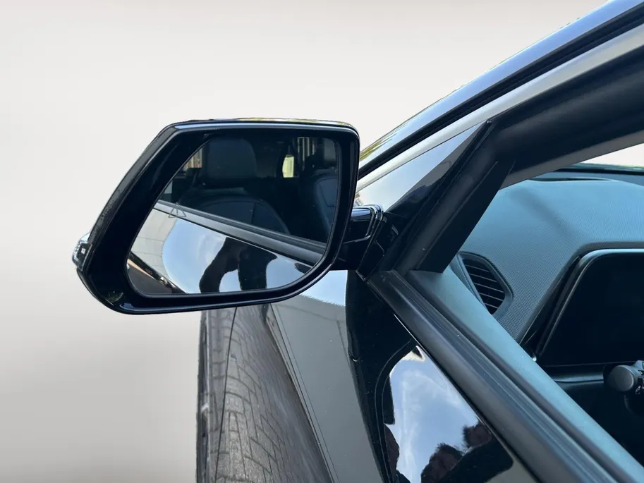Kia Niro 1.6 GDi Hybrid DynamicPlusLine | Apple Carplay / Android Auto | Navigatiesysteem | Stoel + Stoelverwarming | Licht + Regensensor | Elektrisch bedienbaar Schuif / Kanteldak | Elektrisch Bedienbare Achterklep | Cruise Control Adaptief | Rijstrooksensor + Co