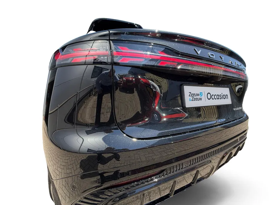 Voyah Courage Business Edition 80 kWh | Demo | Zeer compleet | 476 km range | Open dak | Stoel koeling & verwarming & memory |