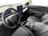Ford Mustang Mach-E Mach-E | Panoramadak | 360 ° camera | Dodehoekdetectie | Winter Pack | Volledig Leder Bekleed |