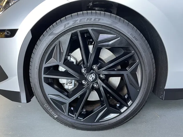 Hyundai IONIQ 6 First Ed. 77 kWh AWD Direct leverbaar