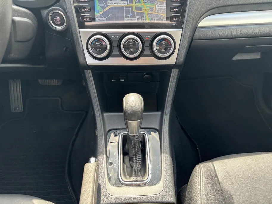 Subaru XV 2.0i Premium AWD | Climate | Cruise | Camera| Panodak | Trekhaak | Leder |