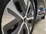 Kia e-Niro DynamicPlusLine 64 kWh | 1e Eigenaar | Accu 100% | Dealer onderhouden | Cruise Control Adaptief | Schuif/Kantel dak | Stoelverwarming | Apple Carplay/Android Auto | Camera | Fabrieksgarantie | NAP