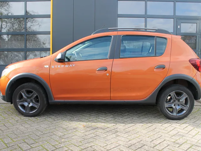 Dacia Sandero Stepway 0.9 TCe SL | Navigatie | Airco | Cruise | LM velgen | Sensoren |