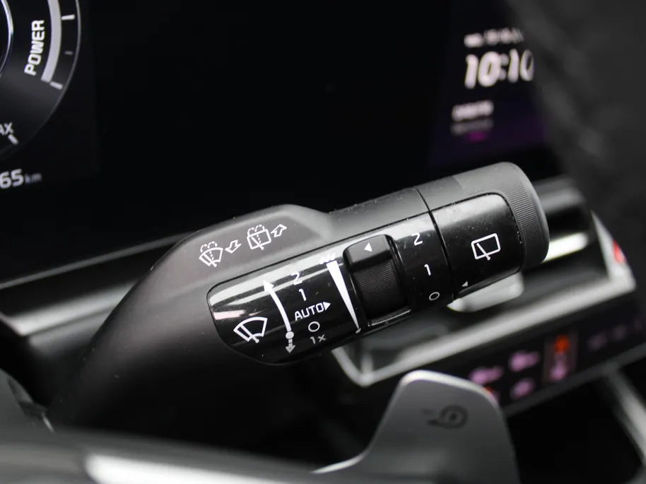 Kia Niro EV DynamicLine 64.8 kWh | Clima | Camera | Cruise adapt. | Apple Carplay/Android Auto | Navi | 17' LM |