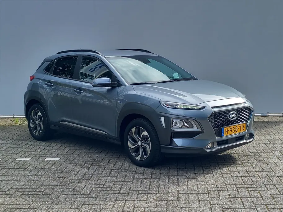 Hyundai Kona GDI 141pk HEV 2WD Aut. Fashion + Trekhaak / Navigatie + Camera / Climate en Cruisecontrol