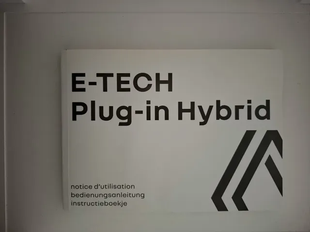 Renault Captur E-Tech plug-in hybrid 160PK techno | CAMERA | NAVI