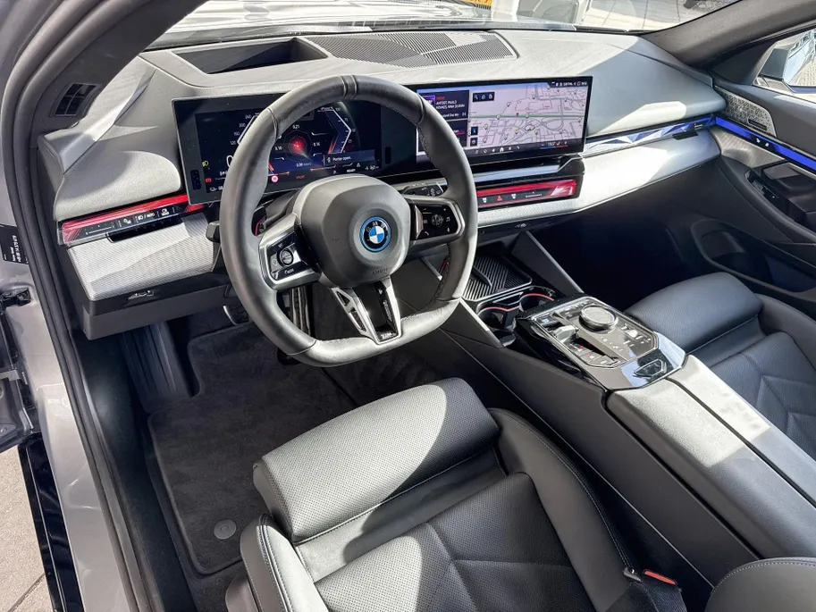 BMW i5 Touring eDrive40 84 kWh