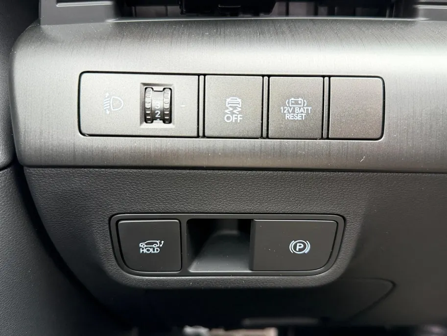 Hyundai Kona 1.6 GDI HEV N Line Sky | Schuif-/kantel dak | 360 camera | Apple Carplay/ Android Auto | Stoelverwarming voor & achter | Stoelventilatie |  Navigatie |