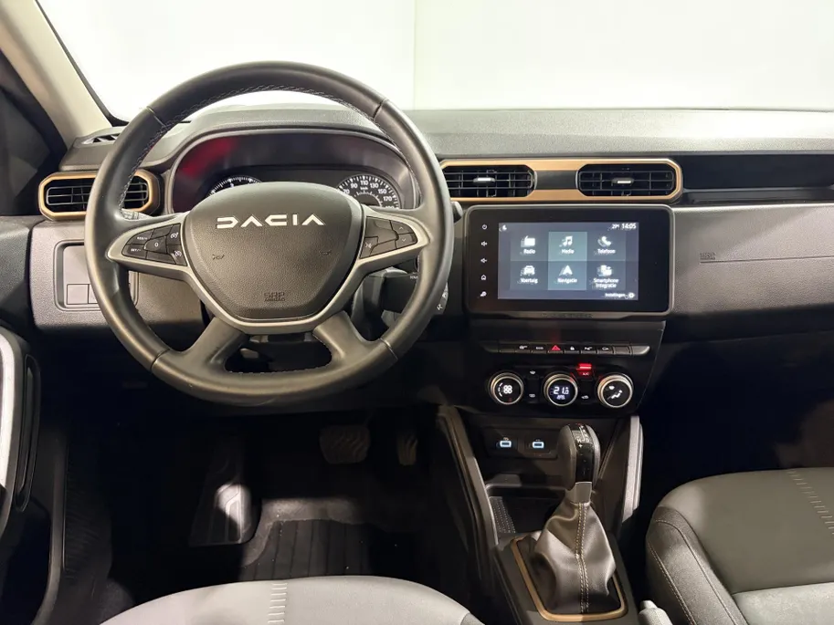 Dacia Duster 150PK TCe Extreme Automaat | Navigatie | Apple Carplay/Android Auto | Cruise Control | Climate Control | Lichtmetalen Velgen | Dodehoek detectie | Licht & Regen Sensor |