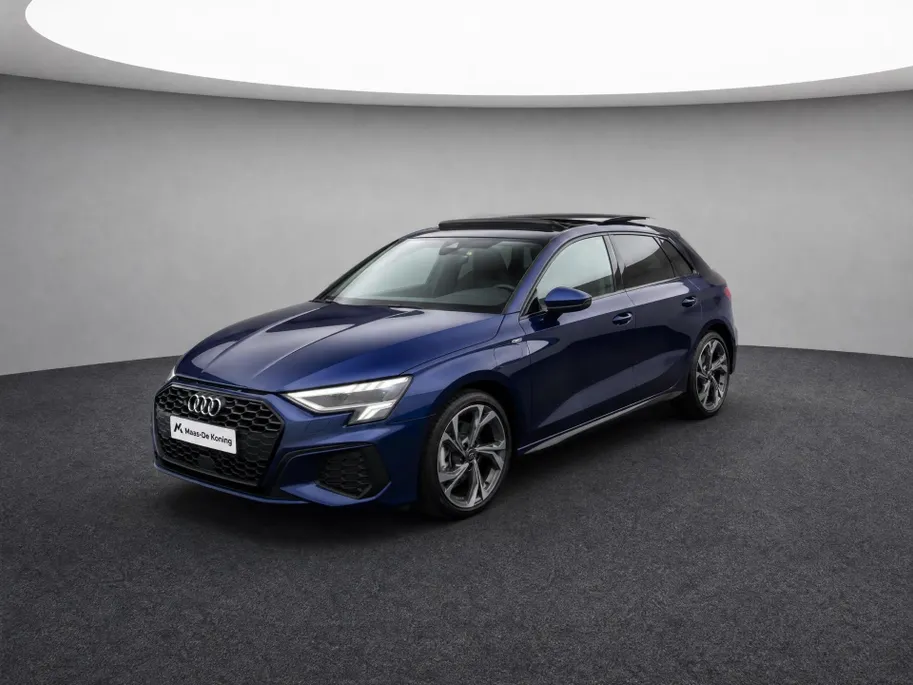Audi A3 Sportback 40 TFSIe 150kW/204PK S Line · Panoramadak · Leder · Camera · Apple/Android Car Play · Drive select ·  EXTRA INRUILKORTING ·