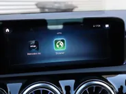 Mercedes-Benz A-Klasse 250 e Business Solution Luxury Limited l Panoramadak l Stoelverwarming l Ambiente lichtpakket