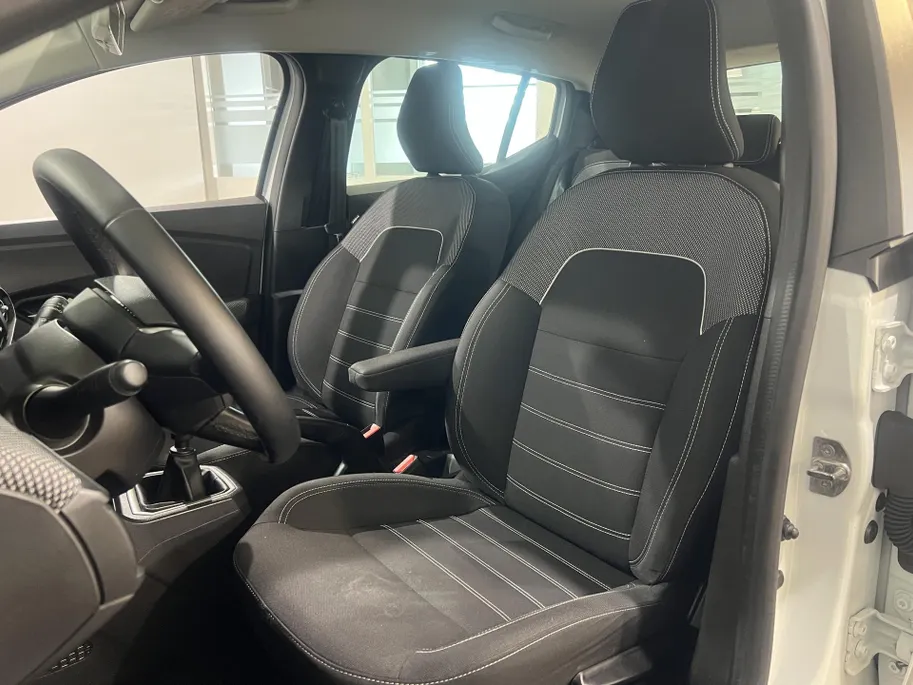 Dacia Sandero 100PK TCe ECO-G Expression | Airco | Apple CarPlay/Android Auto | Parkeersensoren | Armsteun | Cruise Control | Licht & Regen Sensor | LED Koplampen |