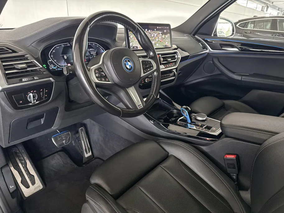 BMW iX3 Executive 80 kWh