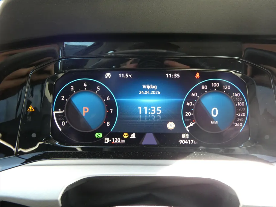 Volkswagen Golf 1.0 eTSI 110pk 7-DSG Life Business
