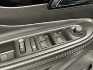 Opel Mokka X 1.4 Turbo 120 Jaar Edition | All-Seasonbanden | Apple Carplay / Android Auto | Parkeersensoren Voor + Achter | Camera Achter | Lichtsensor | Cruise Control | 17' Lichtmetalen Velgen