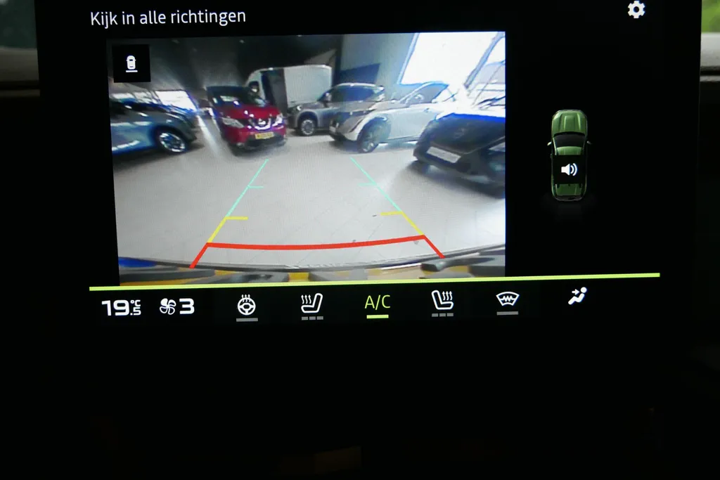 Dacia Duster 1.8 hybrid 155 limited edition Beschikbaar per 30-10-2026 | Rijdende demonstratie auto |