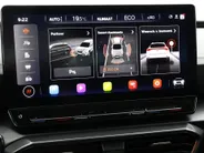 CUPRA Formentor 1.4 TSI 204pk DSG e-Hybrid Essential · SOH 95,6% · Panoramadak · Wegklapbare Trekhaak · Camera · Apple/Android Car Play · Stuurwiel Verwarming · 18'' Inch ·