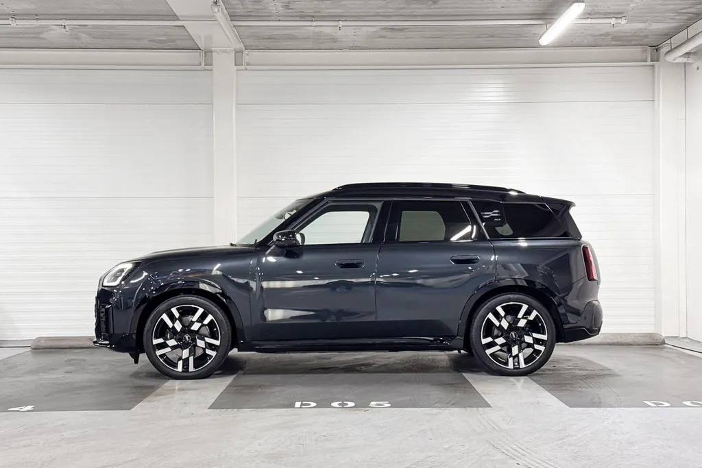 MINI Countryman Electric SE ALL4 John Cooper Works