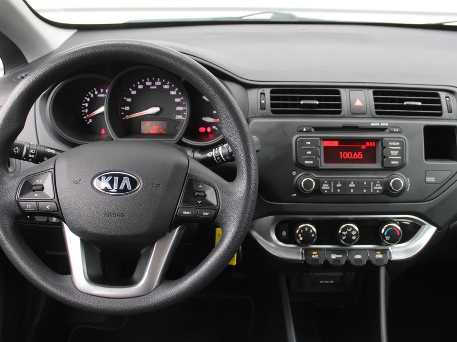 Kia Rio 1.2 CVVT ComfortLine 15' LM | Airco | Dealeronderhouden | Trekhaak afneembaar | Bluetooth |