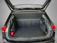 Volkswagen Tiguan 1.4 TSI eHybrid 245pk DSG Life Business · Camera · Inklap. Trekhaak · Stuur- & Stoelverwarming · Apple/Android Car Play · Elek. Achterklep ·