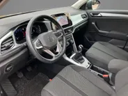 Volkswagen T-Roc 1.0 TSI 81KW/110PK Life Navigatie · Apple/Android Car Play · Camera + Parkeersensoren ·