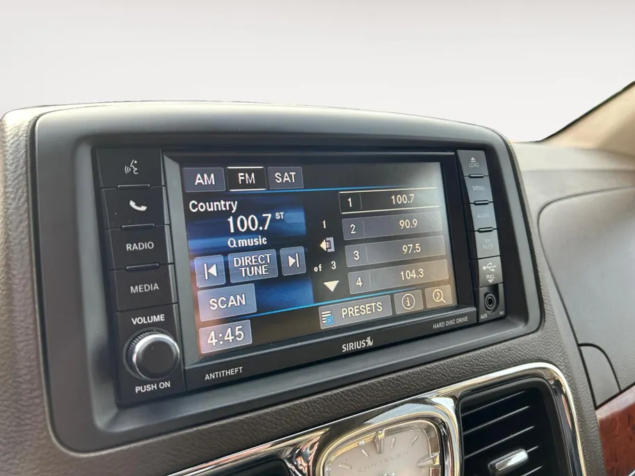 Chrysler Town & Country 3.6 V6 | 7p. | Automaat! | Elek. schuifdeuren | Climate control | Leder