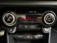 Kia Picanto 1.0 DPI GT-Line Automaat | Apple Carplay / Android Auto | Navigatiesysteem | Stoel + Stuurverwarming | Elektrisch Bedienbaar Schuif / Kanteldak | Parkeersensoren + Camera Achter | Cruise Control | Dodehoekdetectie + Correctie | Lichtsensor | 16'Lichtmetal