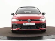 Volkswagen Golf 1.5 eTSI 150pk DSG R-Line Edition · Panoramadak · Apple/Android Car Play · Camera + Parkeersensoren · Garantie t/m 28-07-2030 of 100000km.
