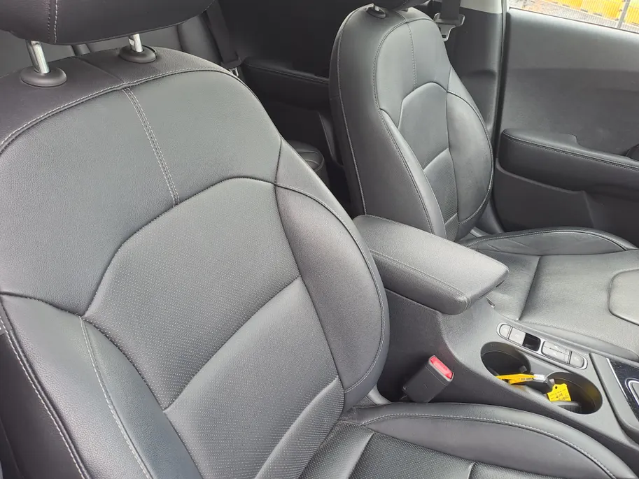 Kia Niro 1.6 GDi Hybrid DynamicPlusLine |  Schuif-kanteldak | Stuur en voorstoelen Verwarmd | Leer | Automaat | Camera  | Navi