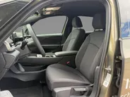 Volkswagen ID.3 Neo Life 50 kWh accu 170 PK Elektr. aandrijving ·  Comfort Pakket · Steunhaak voor fietsendrager, afneembaar · Zijruiten achter en achterruit getint ·