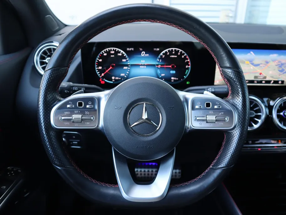 Mercedes-Benz GLA 250 e AMG Line l Keyless l Achteruitrij camera l Stoelverwarming l Memory