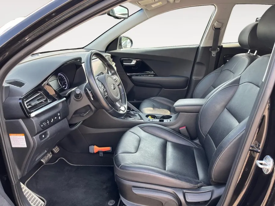 Kia Niro 1.6 GDi Hybrid DynamicPlusLine | Keyless entry | Stoelverwarming | Privacy glass | Dodehoekdetectie