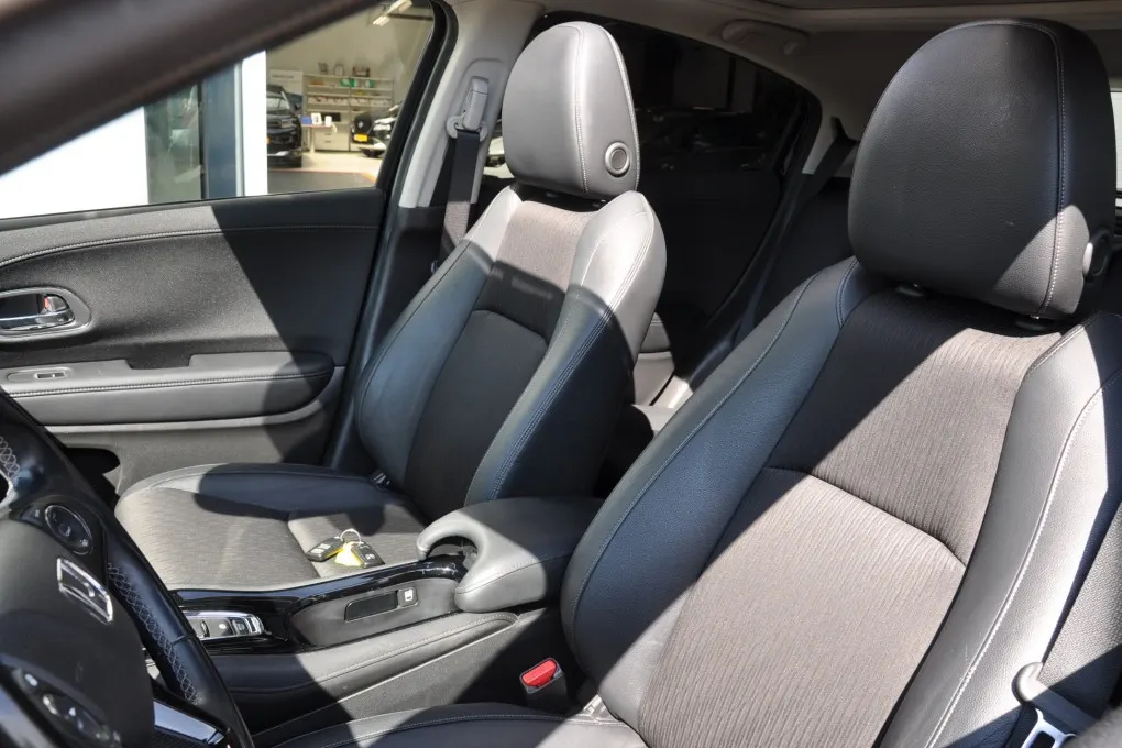 Honda HR-V 1.5 i-VTEC Executive Panorama Trekhaak