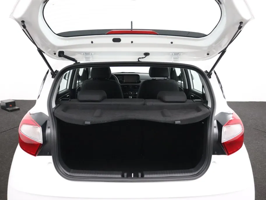 Hyundai i10 1.0 Comfort | Carplay | Airco | Cruise | NU Rijklaarprijs! Incl.12 Maanden, APK, Onderhoudsbeurt etc! Premiumpakket gratis!