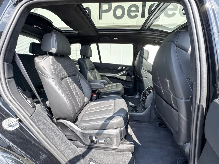 BMW X7 M60i xDrive