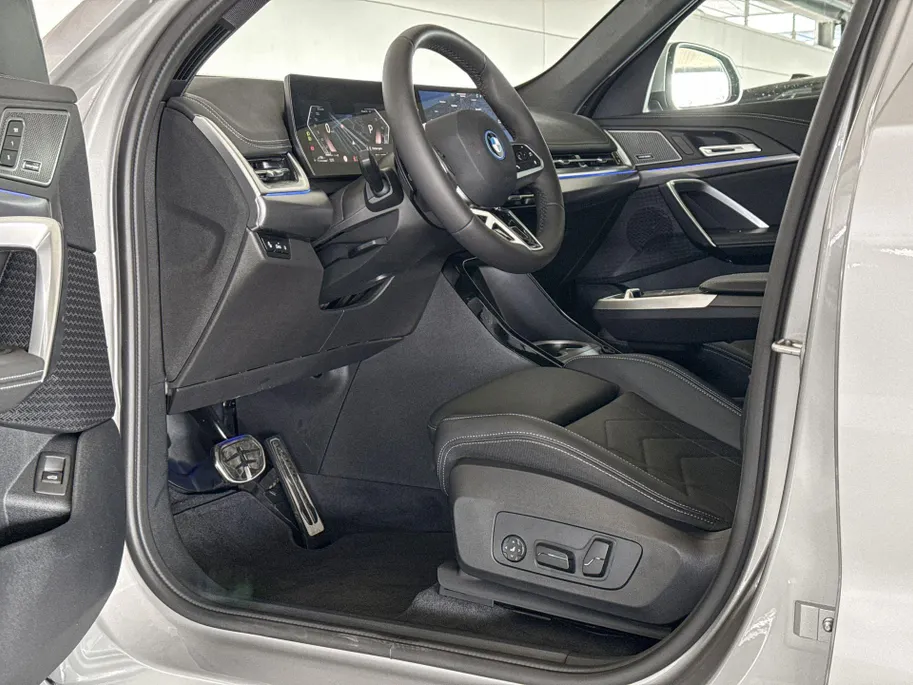 BMW X1 xDrive25e