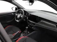 Škoda Kamiq 1.0 TSI 110pk DSG Monte Carlo · Camera · Panoramadak · Keyless · Apple/Android Car Play · Elek. Achterklep · Stoelverwarming · Draadloze Telefoonlader ·