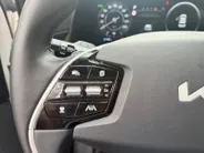 Kia Niro EV DynamicLine 64.8 kWh Dealer onderhouden | Navigatie | Carplay | Climate control | ACC |
