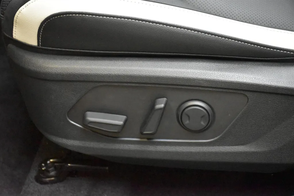 Kia Sportage 1.6 T-GDi 265pk Plug-In Hybrid AT6 4WD GT-PlusLine