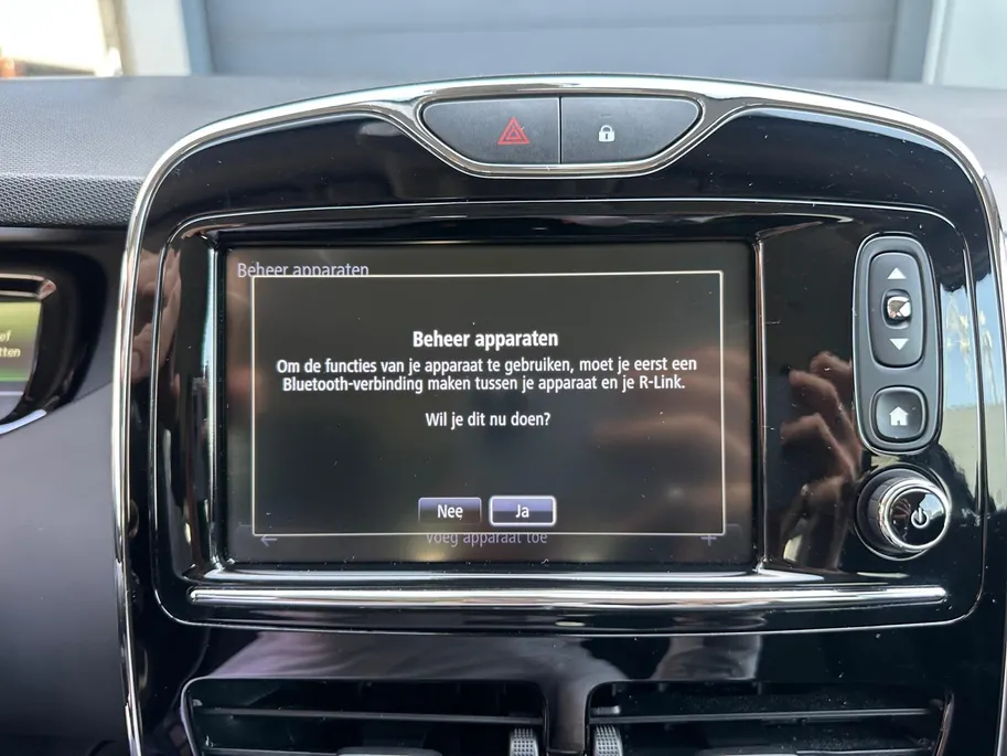 Renault ZOE R110 Limited 41 kWh | Koop Accu | SOH 92.2% | Parkeersensoren | Cruise & Climate Control | Stoelverwarming | Bluetooth | Navigatie | 12 Maanden BOVAG Garantie