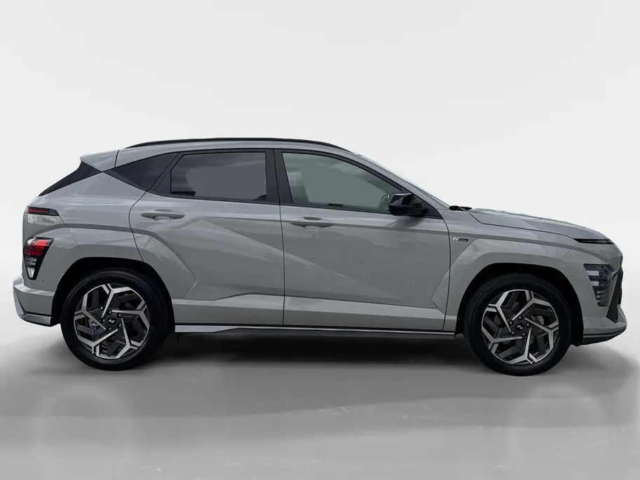 Hyundai Kona 1.6 GDI HEV N Line | Navigatie| Stoelverwarming/koeling |Elektrisch verstelbare stoelen met gegeugen| Elektrische achterklep| 360 graden camera|