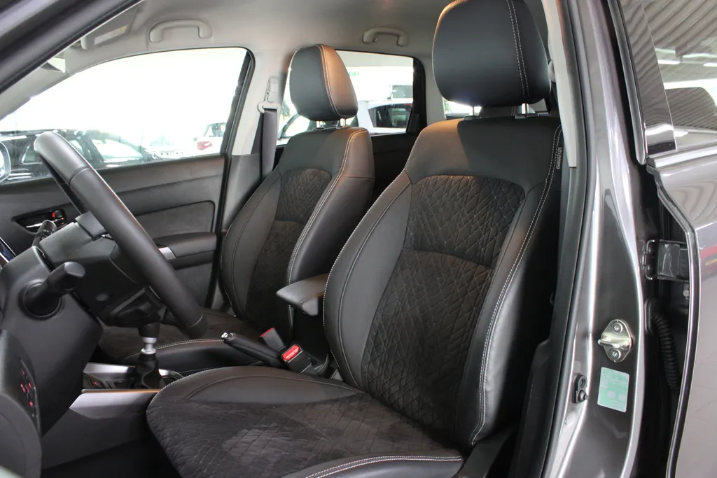 Suzuki Vitara 1.4 Boosterjet Smart Hybrid Style / Camera / Led verlichting / Navigatie / Adaptive cruise control /